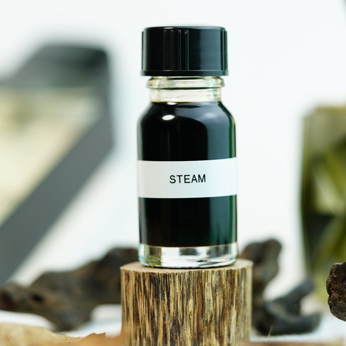 Steam Oud Oil: A product of the upcycling process.